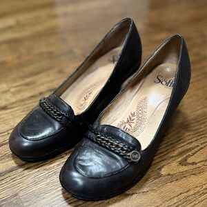 Women Sofft loafers heels
